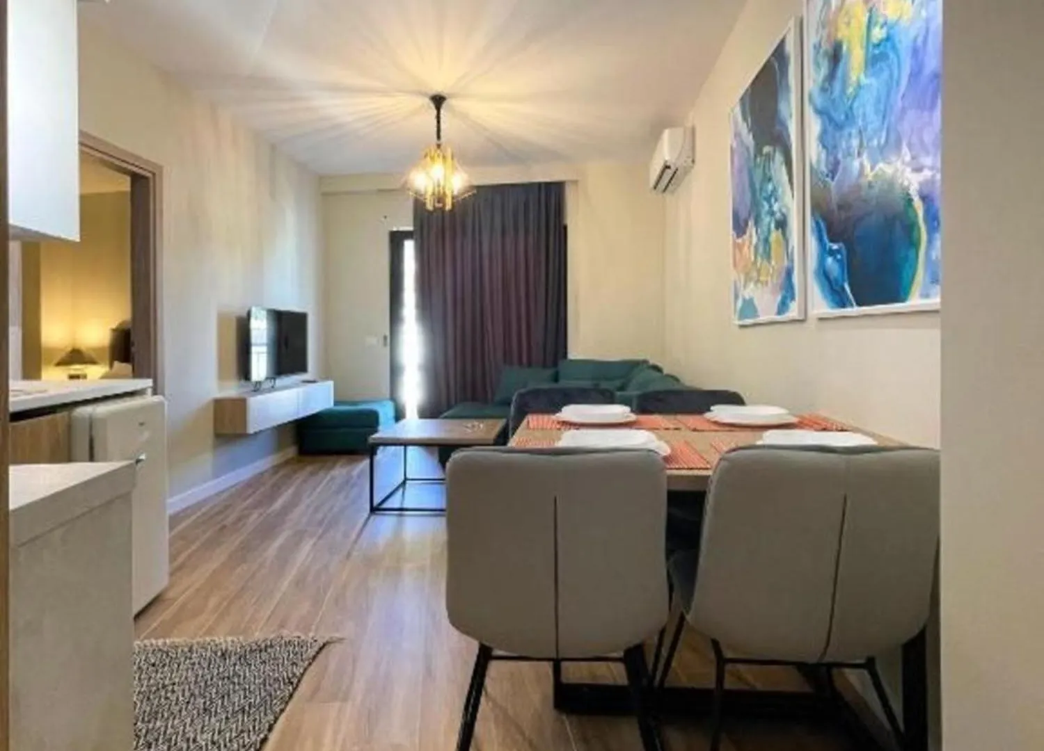 Flori Apartments Sarande 0*,  Albania