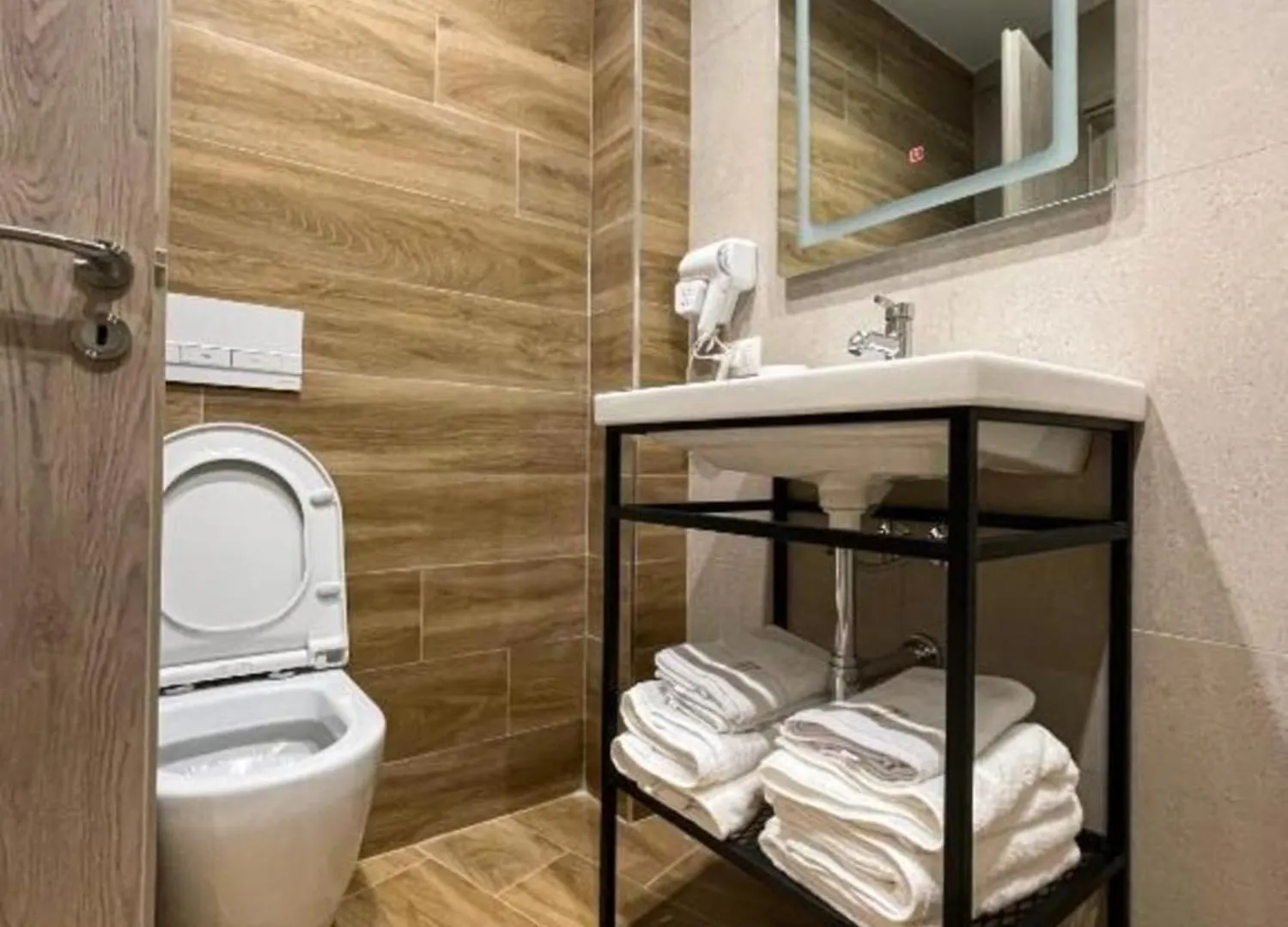 Flori Apartments Sarande